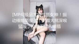 办公楼女厕全景偷拍连衣裙美女❤️干净肥美的嫩鲍鱼