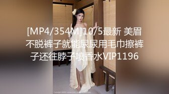 表哥扶贫站街女路边按摩店挑了个女技师整个400块一条龙全套啪啪服务