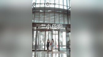 还在上大学的骚逼女友后入求我操她